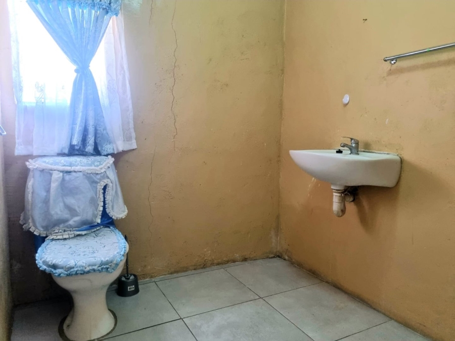 3 Bedroom Property for Sale in Roodepan Northern Cape